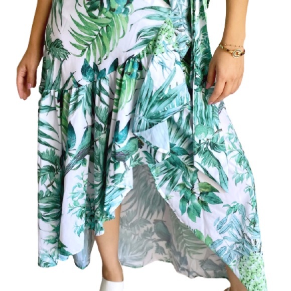 Tropical Wrap Skirt - Picture 3 of 3